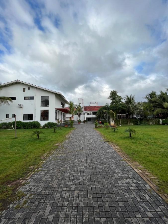 The Green Estate Resort Nashik Luaran gambar